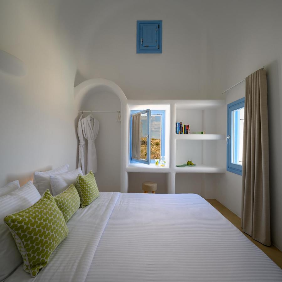 Este Luxury Suites Firá Buitenkant foto