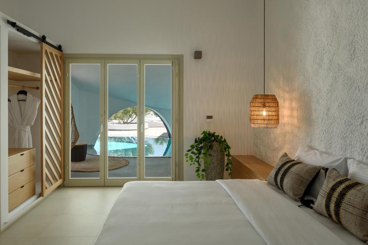 Este Luxury Suites Firá Buitenkant foto