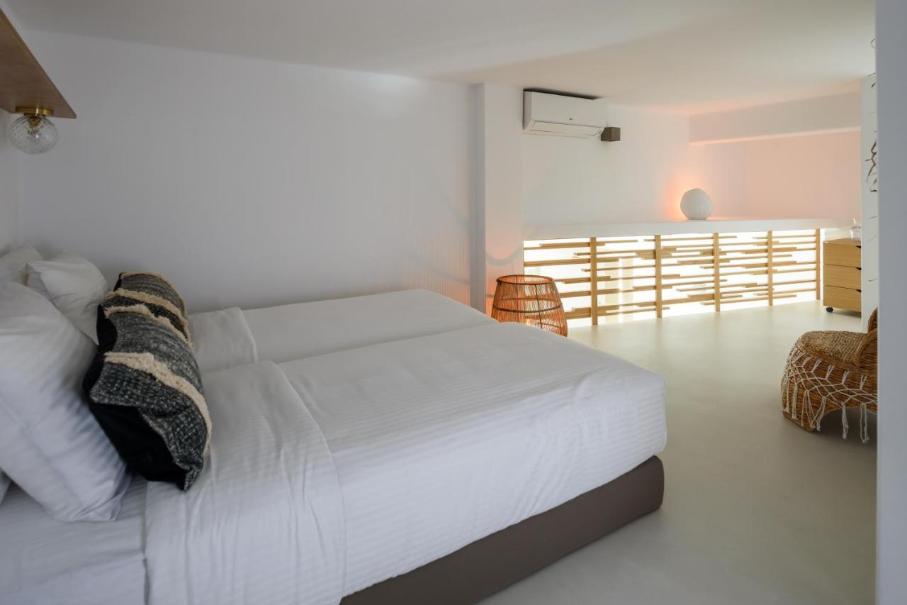Este Luxury Suites Firá Buitenkant foto