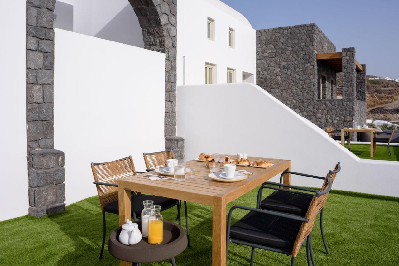 Este Luxury Suites Firá Buitenkant foto