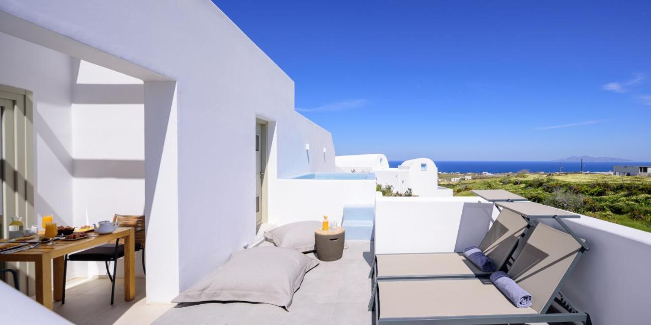 Este Luxury Suites Firá Buitenkant foto